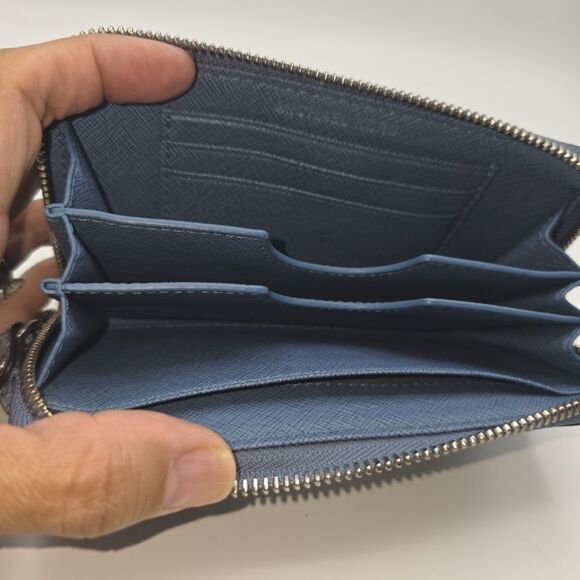 Michael Kors Bedford Blue Python Wallet - Picture 11 of 16